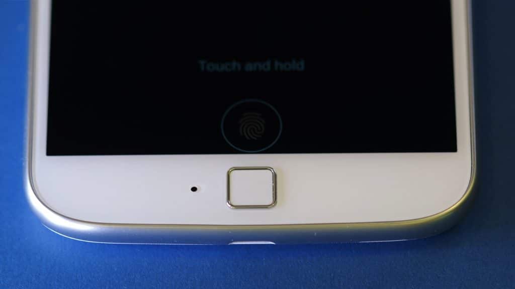 moto-g4-plus-fingerprint-sensor
