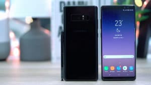 Front and back view of the Samsung Galaxy Note 8