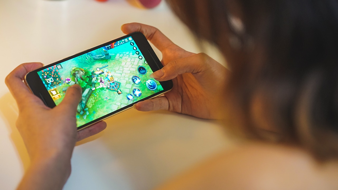 10 free-to-play mobile games for Android and iOS - GadgetMatch