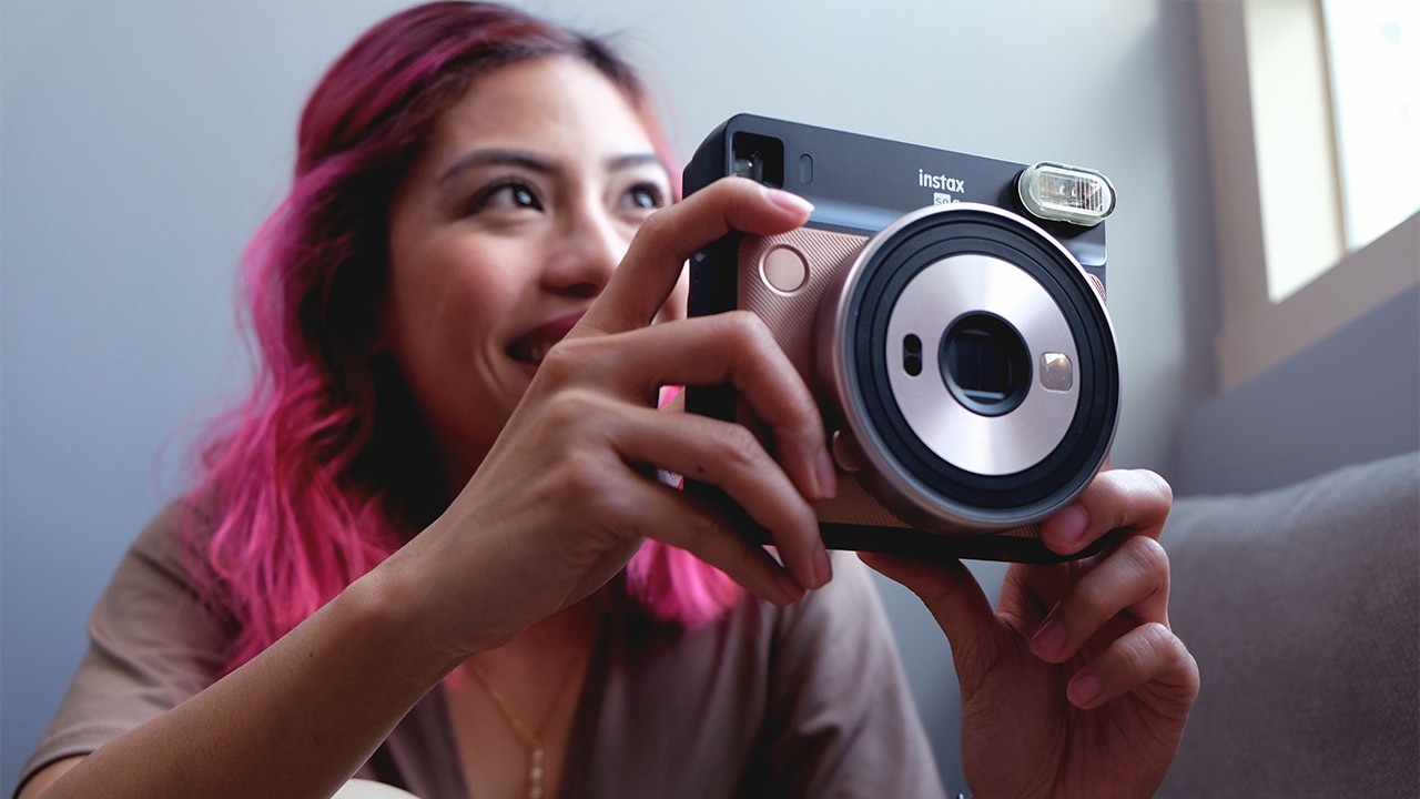 Fujifilm Unveils Instax SQ6 Analog Square Camera