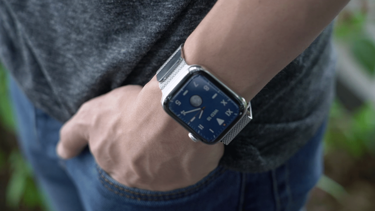 Замена часам apple watch. Writst with Apple watch and time. Apple watch мужские 13 Pro купить. Умные часы Apple mg283ru/a.