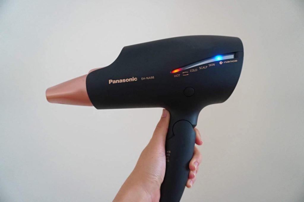 The Panasonic Nanoe EH-NA98 hair dryer: Shine and moisture beyond