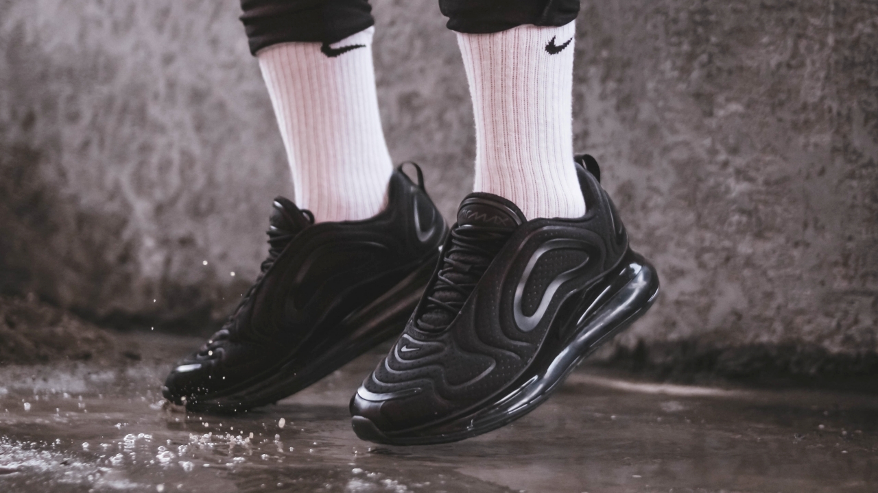 Vaca madre paralelo Nike Air Max 720 Review: Wearing the tallest Air Max ever - GadgetMatch