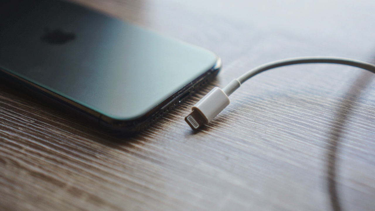 iPhones be forced to use USB-C by 2024 GadgetMatch