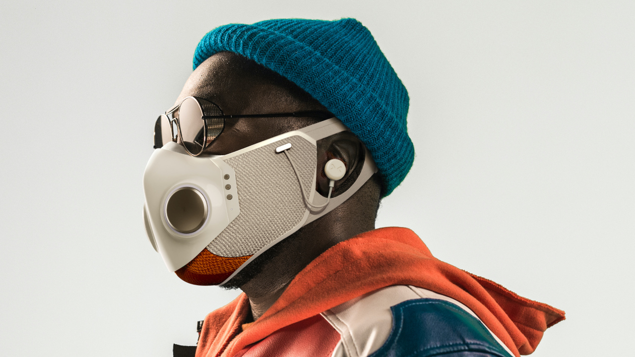 stress Skulle Somatisk celle Rapper Will.i.am launches a futuristic mask with earbuds called Xupermask