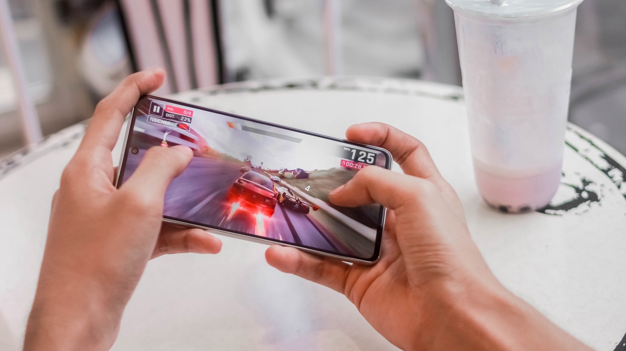 samsung galaxy a73 gaming