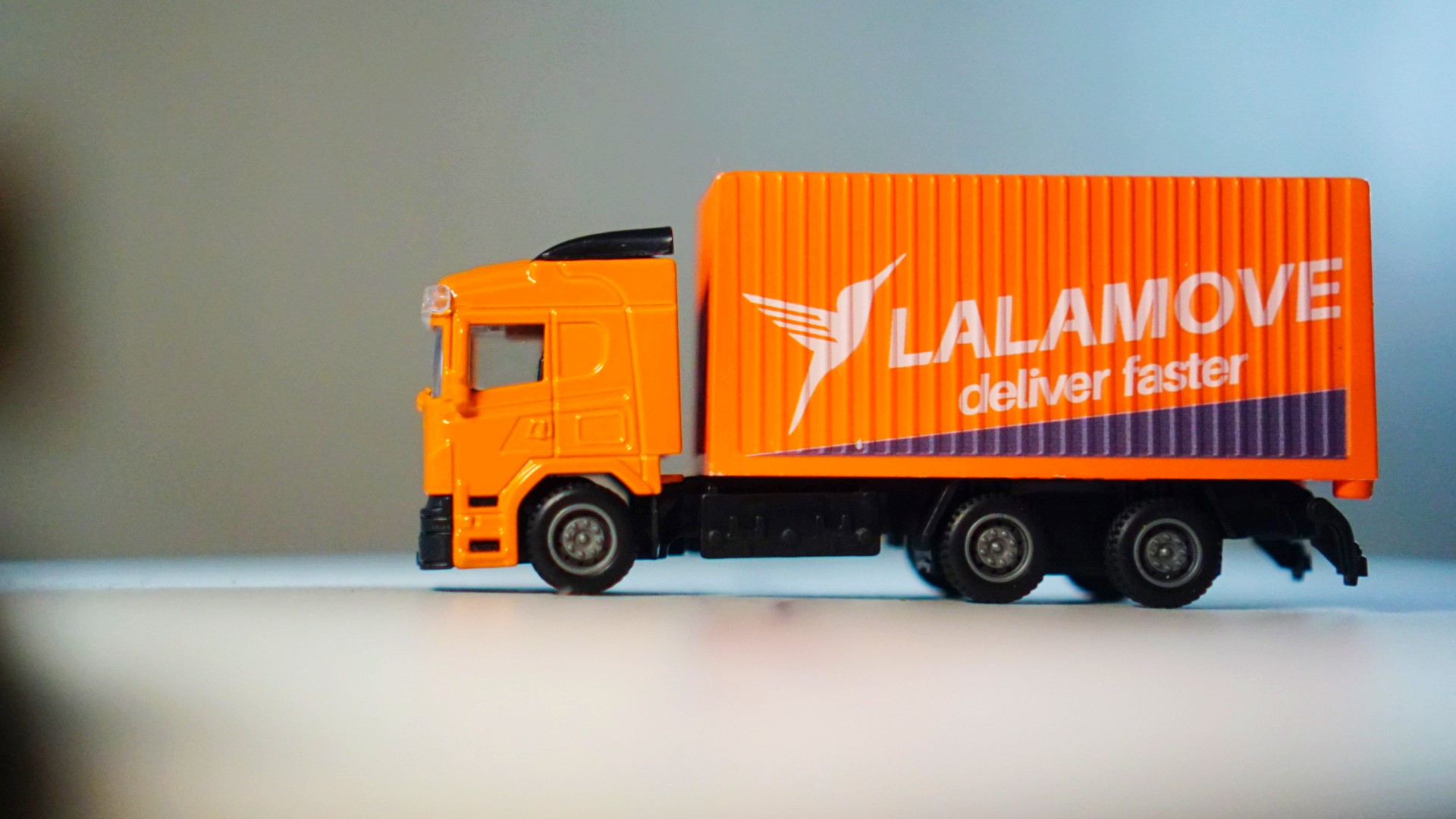 Lalamove Toy Truck