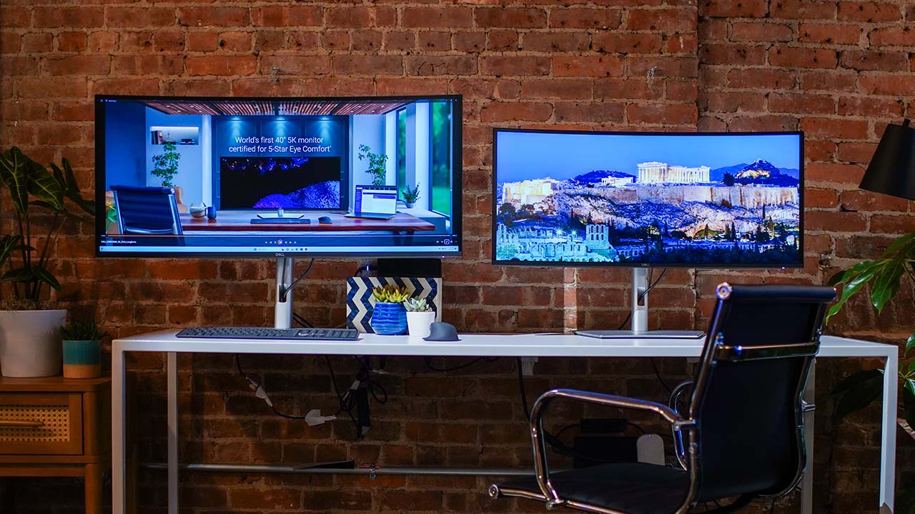 Dell unveil world's first 40 curved wide-screen 5K monitor, other  UltraSharp monitors too -  news