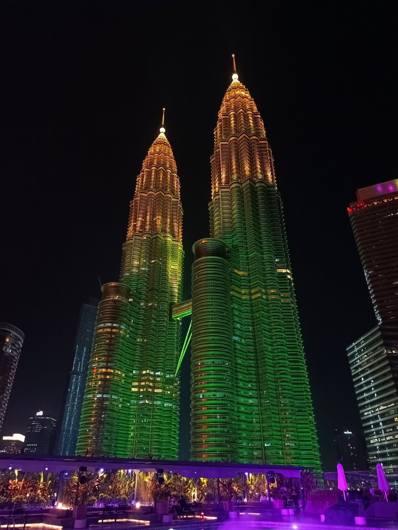 Petronas Twin Towers | Infinix Note 40 Pro+ 5G